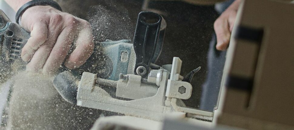 Arbetskläder i Örkelljunga: En guide till kvalitet och funktion